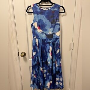 Maggy London Floral Blue Sleeveless Dress
